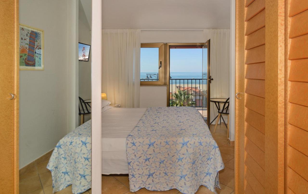Hotel Bella Riviera Lungomare Viareggio Luaran gambar